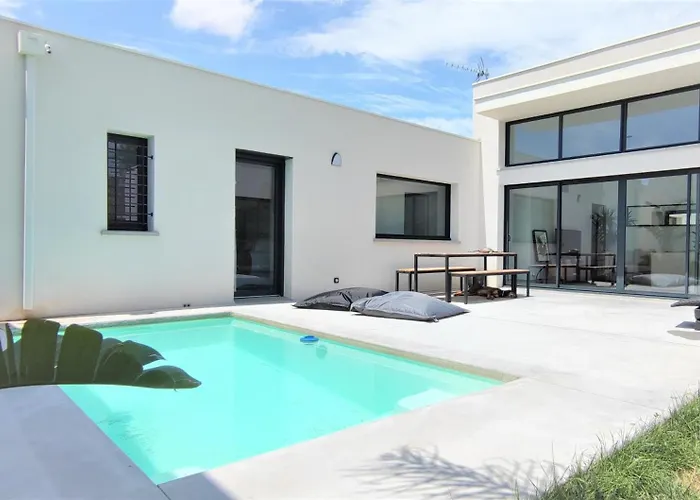 Oasis Blue Perpignan Canet